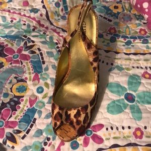 Cheetah printed Guess Heels